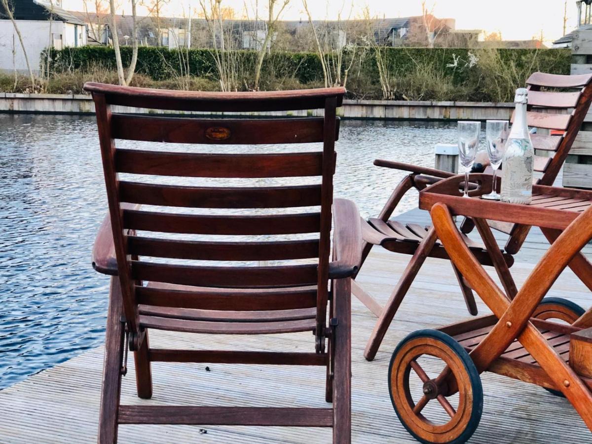 Riverside-Lemmer Buitenkant foto