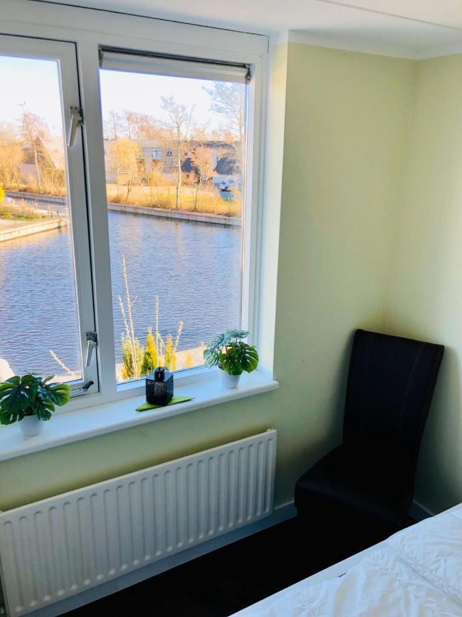 Riverside-Lemmer Buitenkant foto
